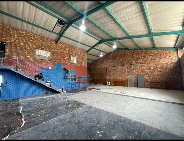 INDUSTRIAL PROPERTY TO RENT IN HENNOPSPARK